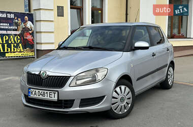 Хэтчбек Skoda Fabia 2010 в Киеве