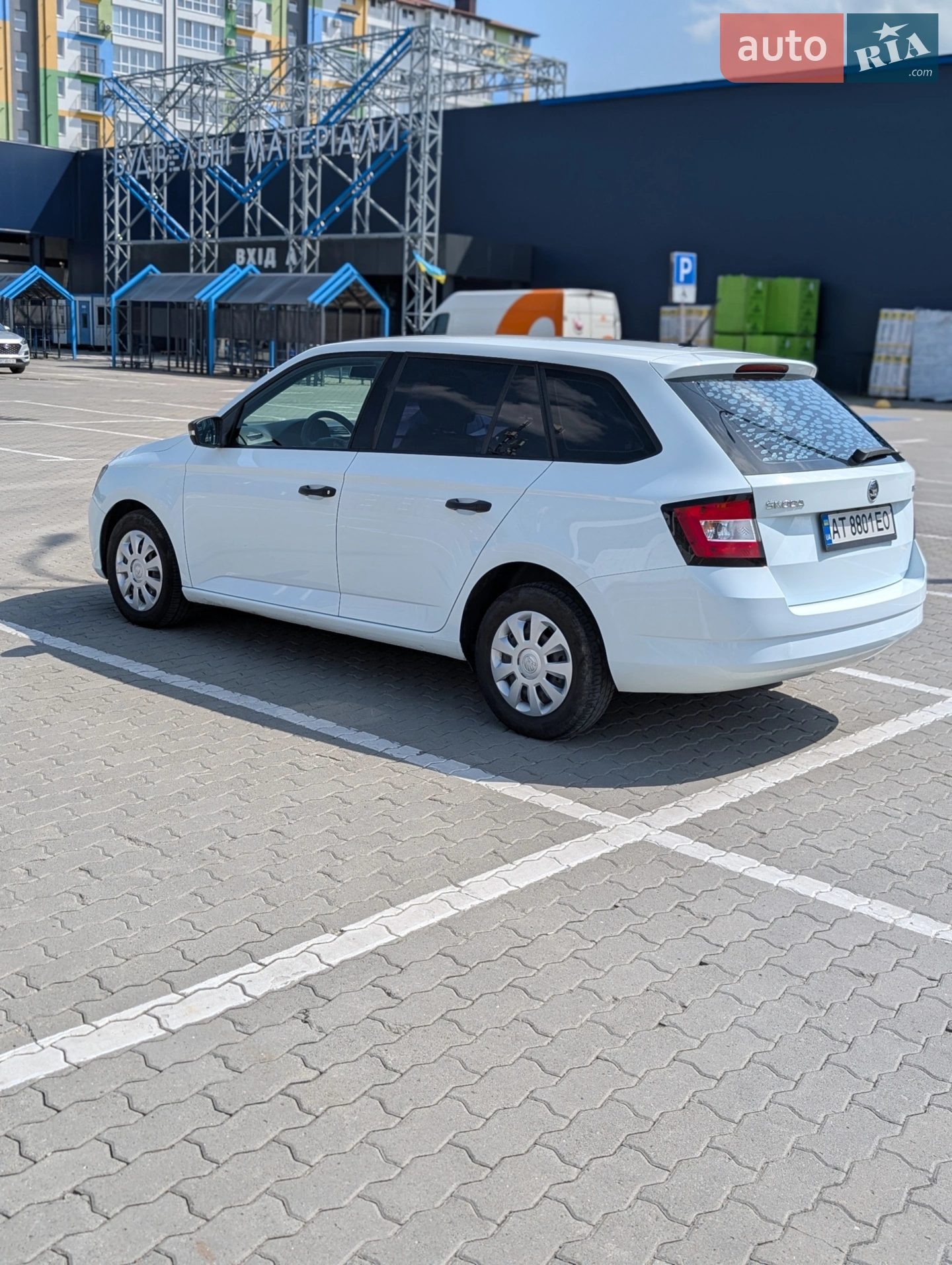 2016 Skoda Fabia - мініатюра 8