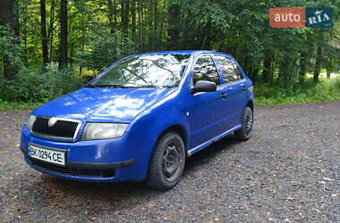 Хэтчбек Skoda Fabia 2004 в 