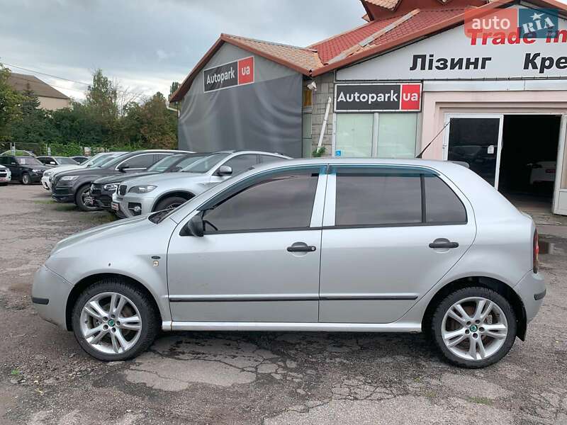 Хетчбек Skoda Fabia 2001 в Вінниці