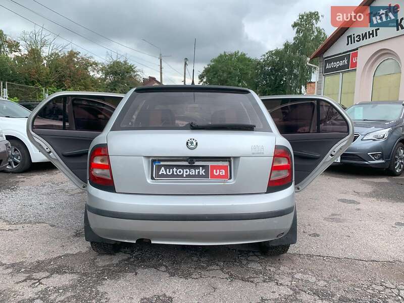Хетчбек Skoda Fabia 2001 в Вінниці