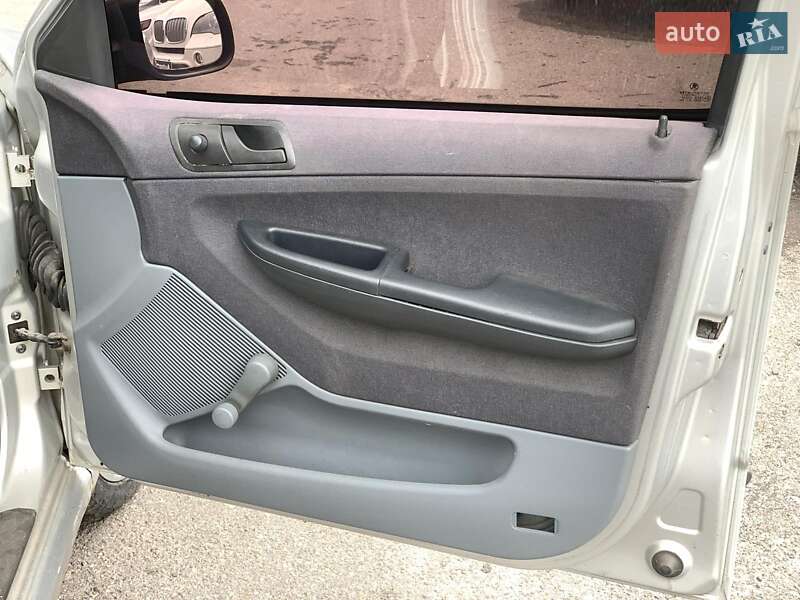 Хетчбек Skoda Fabia 2001 в Вінниці