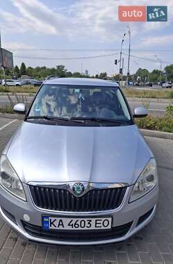Універсал Skoda Fabia 2011 в Києві