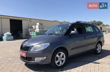 Универсал Skoda Fabia 2011 в Черновцах