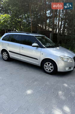 Универсал Skoda Fabia 2009 в Львове