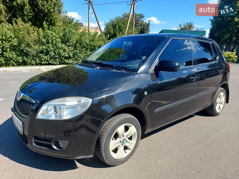 Хэтчбек Skoda Fabia 2007 в Соснице