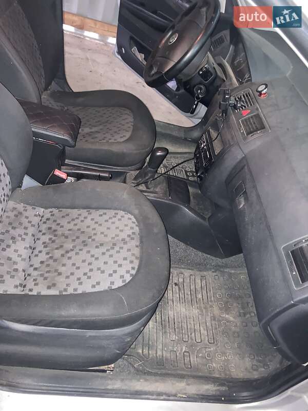Хэтчбек Skoda Fabia 2007 в Снятине