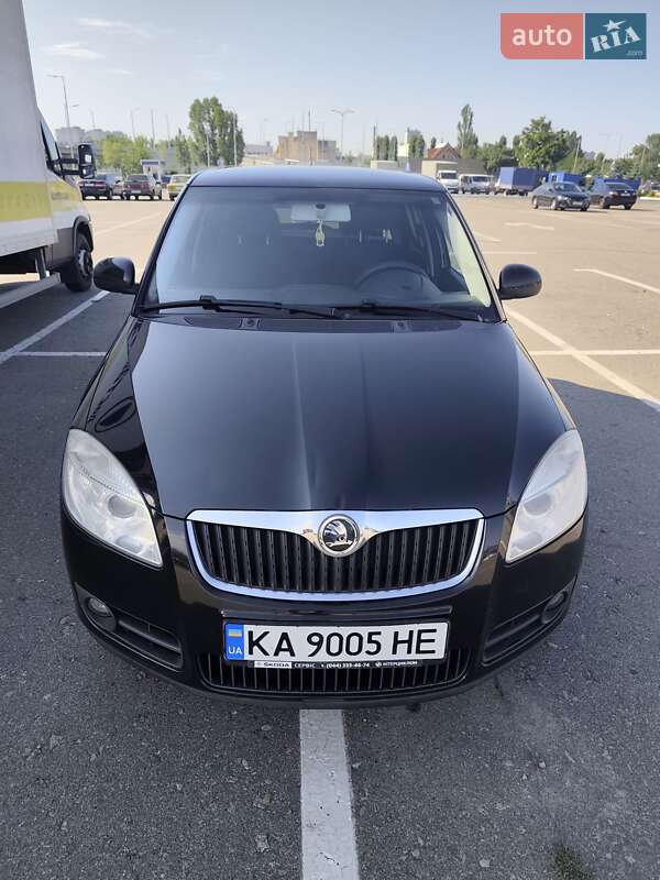 Хетчбек Skoda Fabia 2008 в Києві