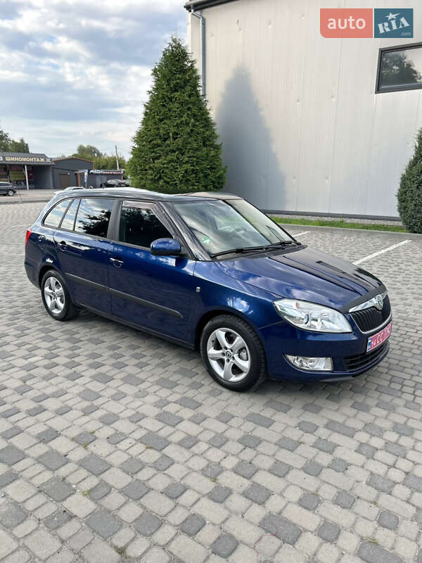 Універсал Skoda Fabia 2010 в Івано-Франківську