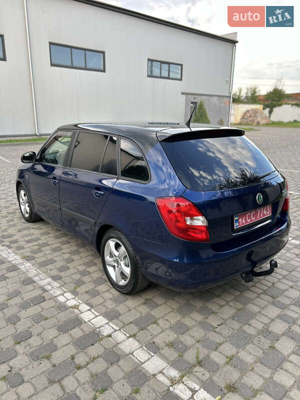 Універсал Skoda Fabia 2010 в Івано-Франківську