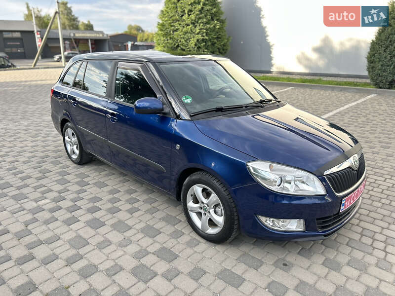 Універсал Skoda Fabia 2010 в Івано-Франківську