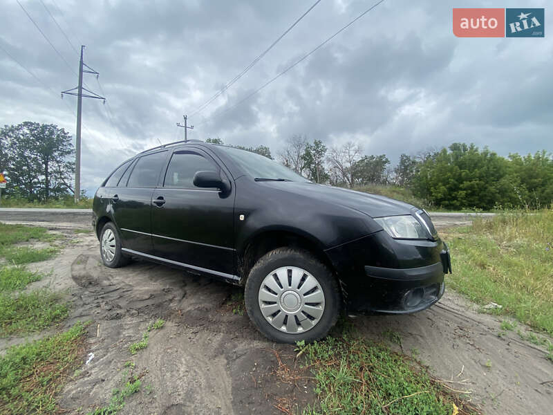 Универсал Skoda Fabia 2006 в Змиеве