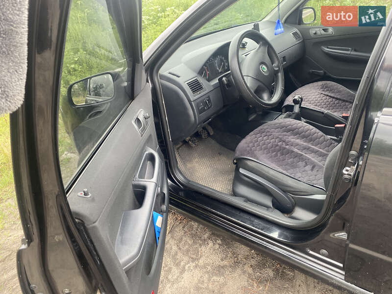 Универсал Skoda Fabia 2006 в Змиеве