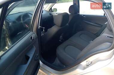 Седан Skoda Fabia 2005 в 