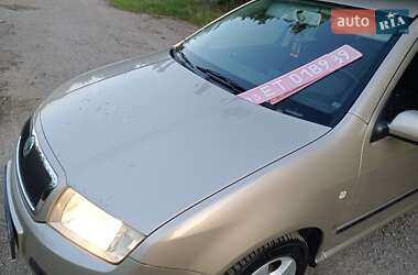 Седан Skoda Fabia 2005 в 