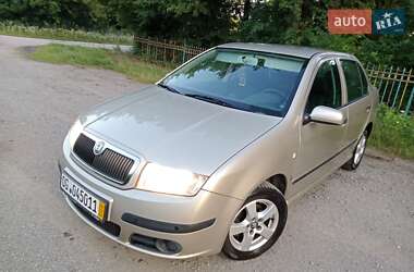 Седан Skoda Fabia 2005 в 