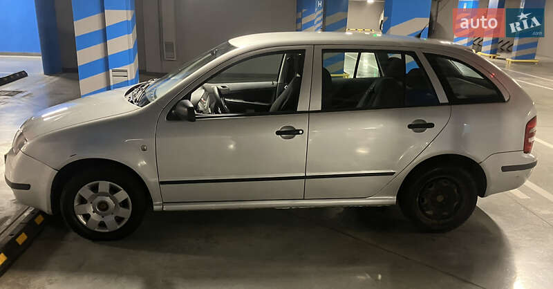 Універсал Skoda Fabia 2003 в Львові