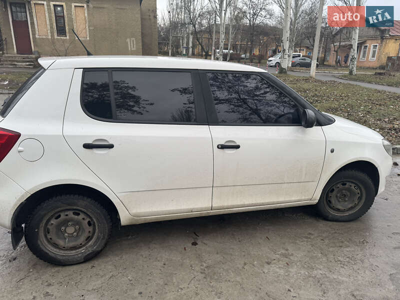 Хэтчбек Skoda Fabia 2011 в Краматорске фото 2 Хэтчбек Skoda Fabia 2011 в Краматорске