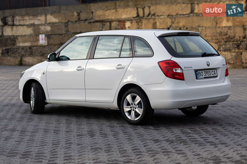 Универсал Skoda Fabia 2014 в Тернополе