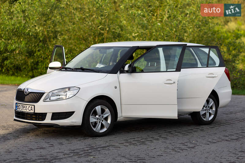 Универсал Skoda Fabia 2014 в Тернополе