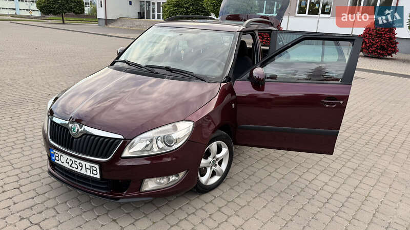 Skoda Fabia 2011 Skoda Fabia 2011