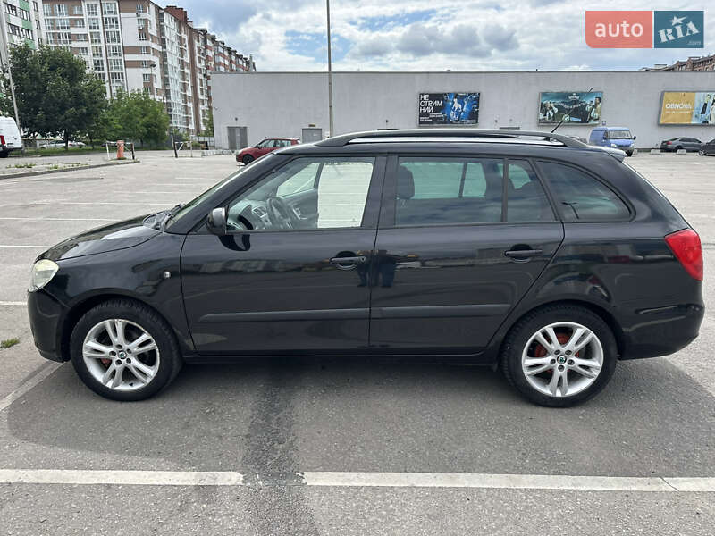 Універсал Skoda Fabia 2009 в Івано-Франківську