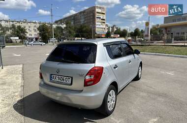 Хэтчбек Skoda Fabia 2008 в 
