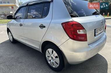 Хэтчбек Skoda Fabia 2008 в 