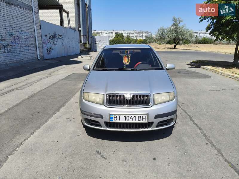 Хэтчбек Skoda Fabia 2005 в Арбузинке