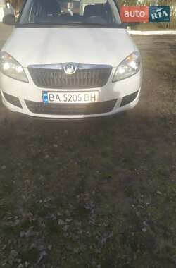 Хетчбек Skoda Fabia 2011 в Кропивницькому