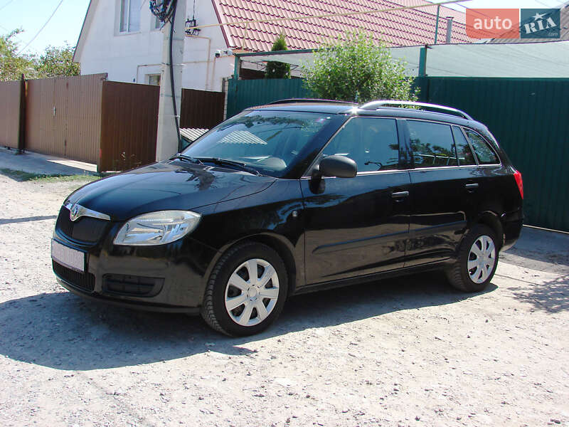 Универсал Skoda Fabia 2009 в 