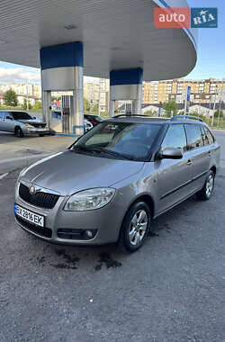 Універсал Skoda Fabia 2009 в Хмельницькому