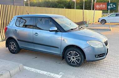 Хэтчбек Skoda Fabia 2007 в 