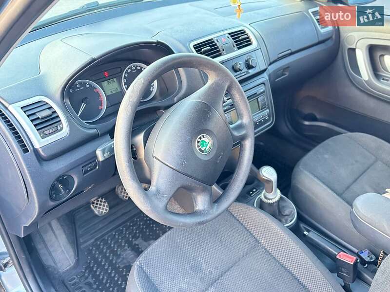 Хэтчбек Skoda Fabia 2007 в Львове