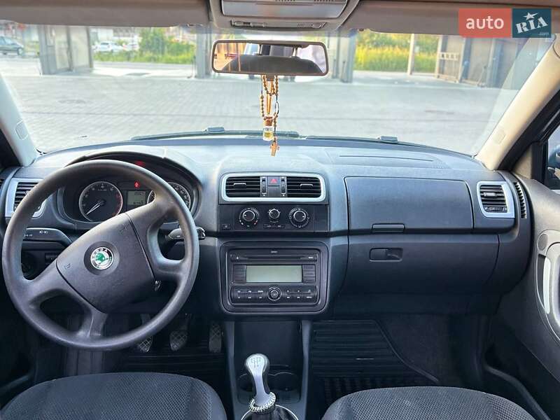 Хэтчбек Skoda Fabia 2007 в Львове