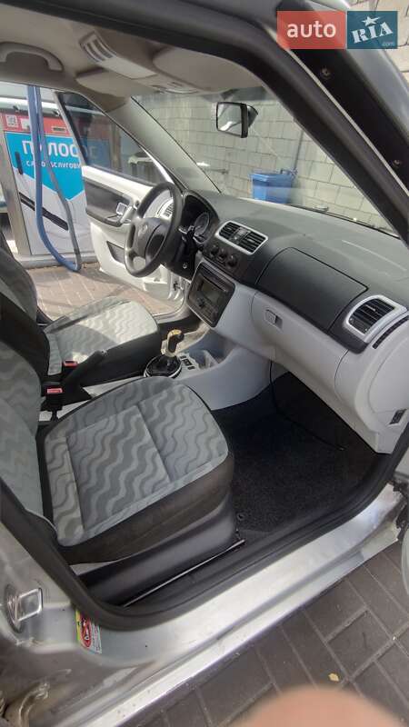 Універсал Skoda Fabia 2008 в Києві
