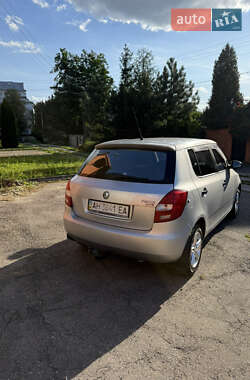 Хэтчбек Skoda Fabia 2008 в 