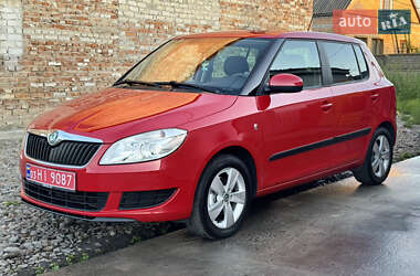 Хэтчбек Skoda Fabia 2013 в Луцке