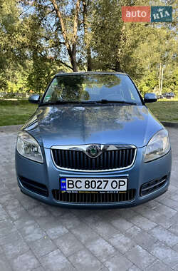 Универсал Skoda Fabia 2009 в Новояворовске