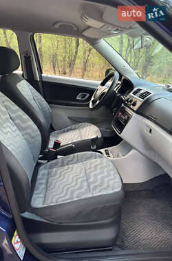 Хэтчбек Skoda Fabia 2007 в 