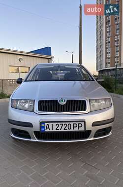 Хэтчбек Skoda Fabia 2006 в 