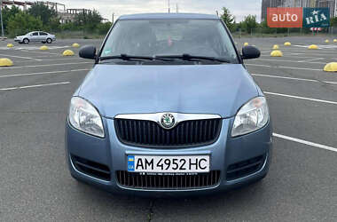 Хэтчбек Skoda Fabia 2009 в Киеве