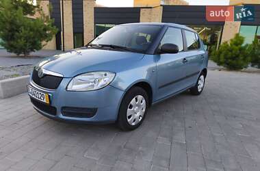 Хэтчбек Skoda Fabia 2009 в Хмельницком