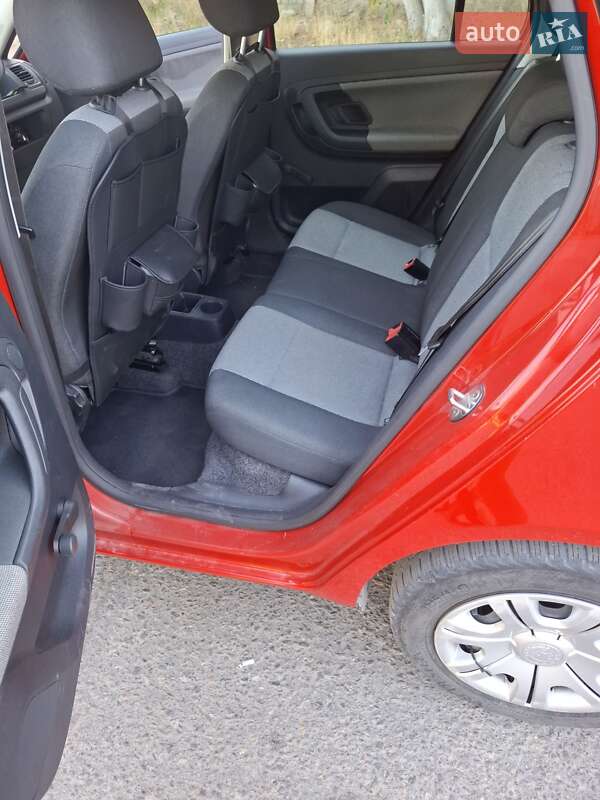 Универсал Skoda Fabia 2009 в Николаеве