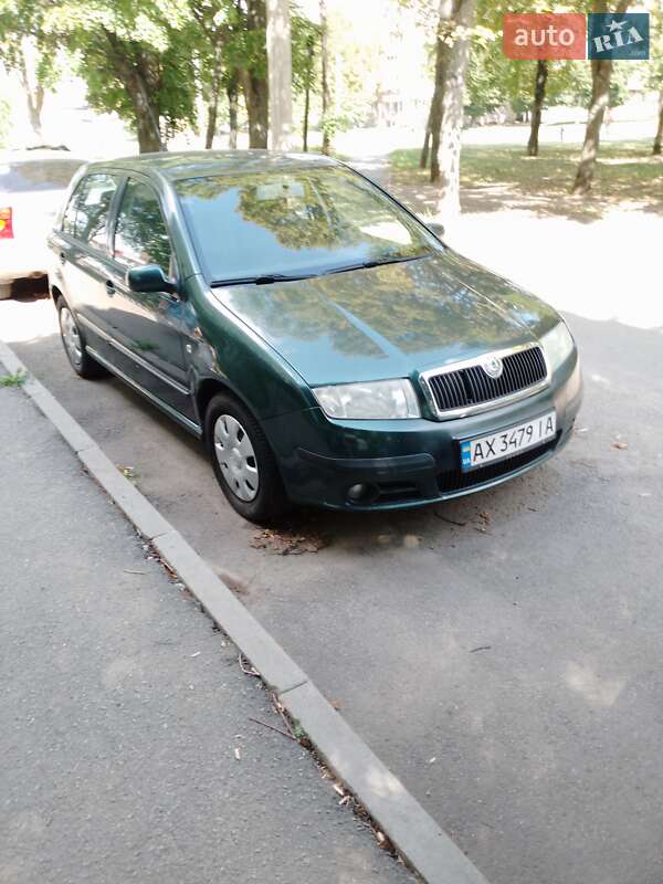 Хэтчбек Skoda Fabia 2005 в Харькове