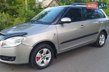 Универсал Skoda Fabia 2008 в Калиновке