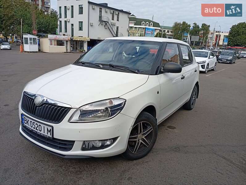 Хэтчбек Skoda Fabia 2011 в Ровно фото 29 Хэтчбек Skoda Fabia 2011 в Ровно