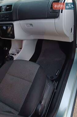 Хэтчбек Skoda Fabia 2010 в 