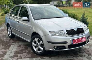 Седан Skoda Fabia 2006 в Стрые