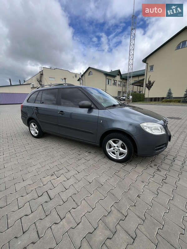 Універсал Skoda Fabia 2009 в Рожище